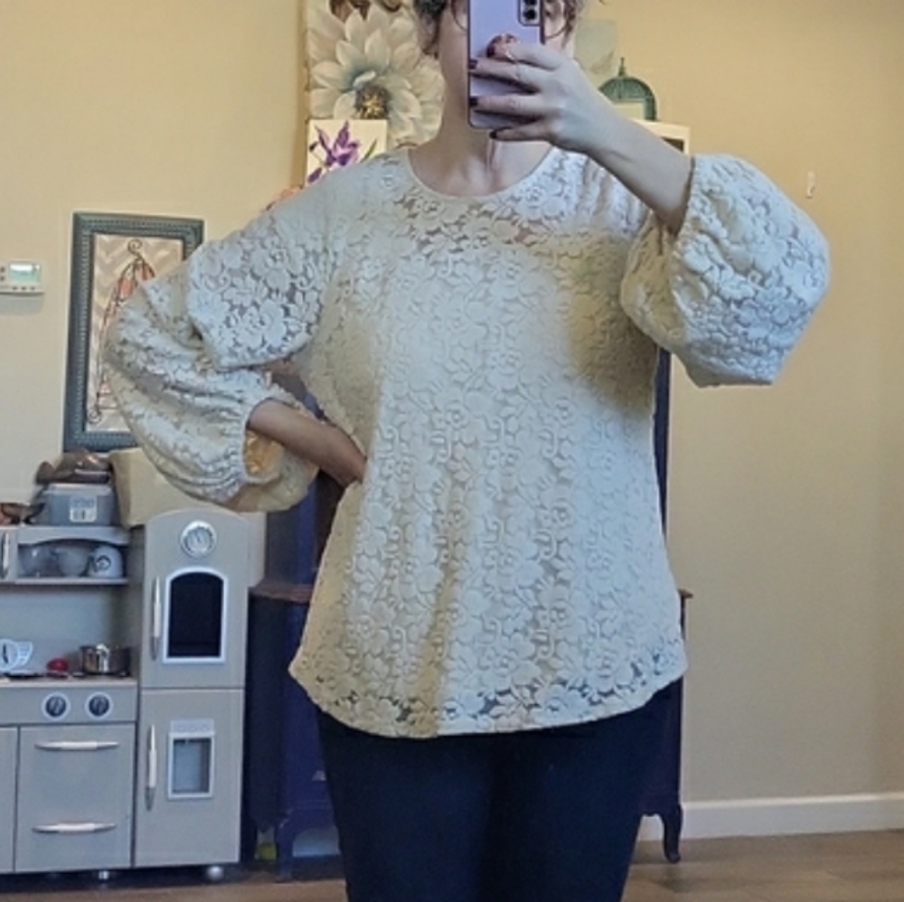 Maurices Lace Balloon Sleeve Blouse Sheer Shoulders Elastic Sleeve Plus Size 14